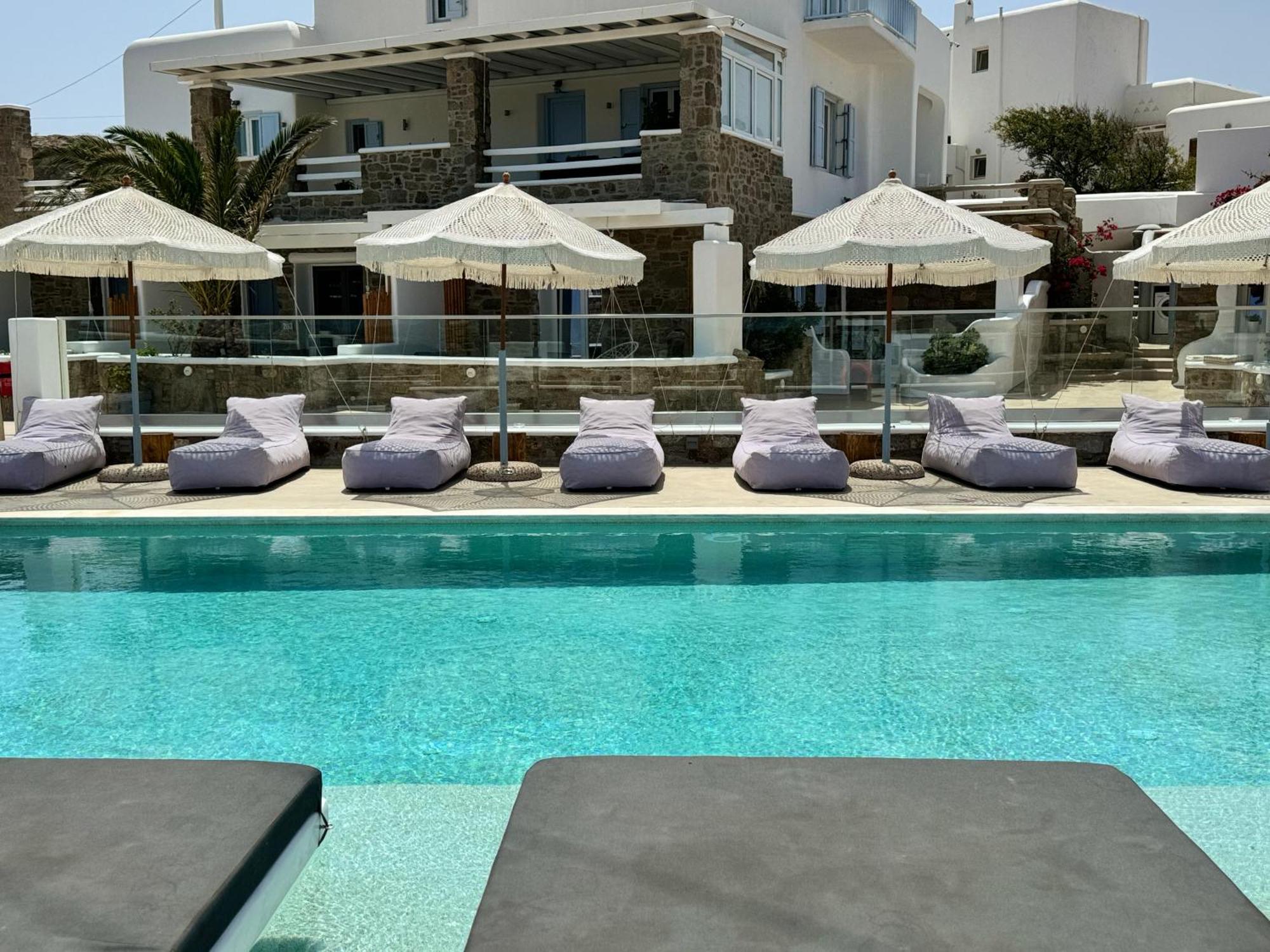 Crystal Suites Mykonos Town Exterior photo